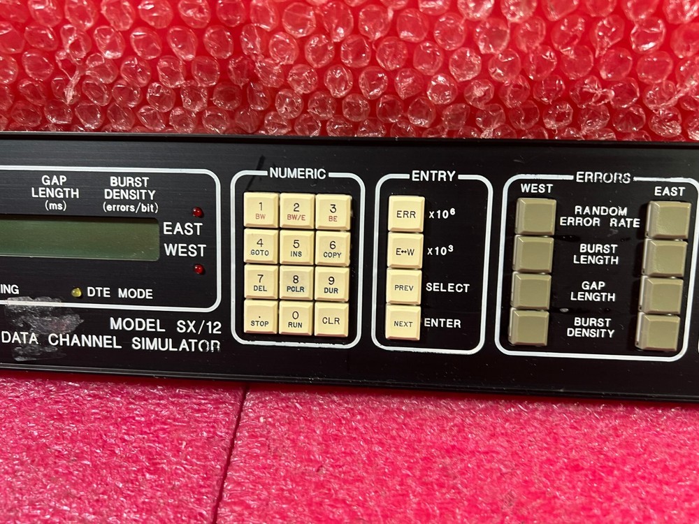 ADTECH SX/12 DATA LINK SIMULATOR AS-IS