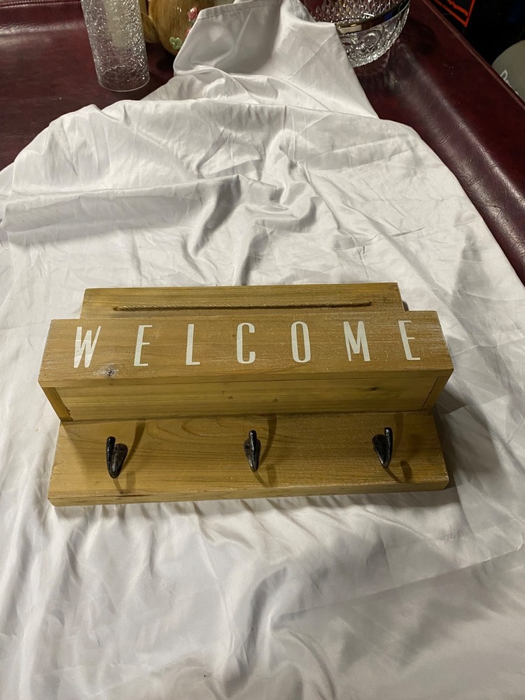 Wall-mounted Key Mail Shelf, Rustic Rack for Keys Letters Bills Coats