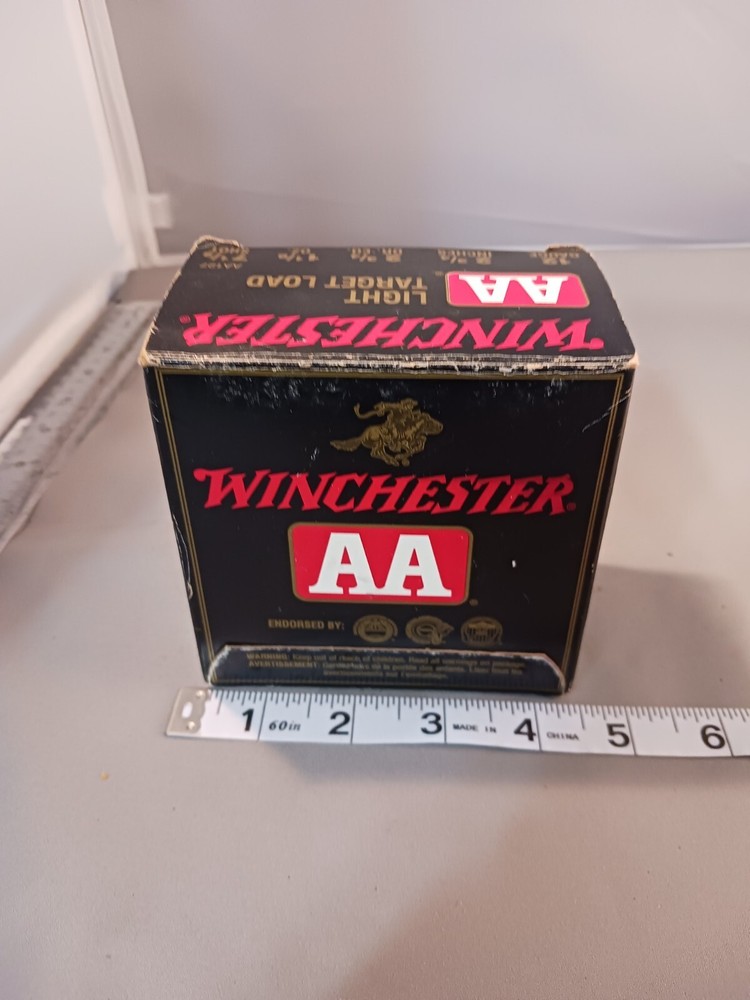 WINCHESTER AA BOX FOR SHOTGUN SHELLS       BOX ONLY