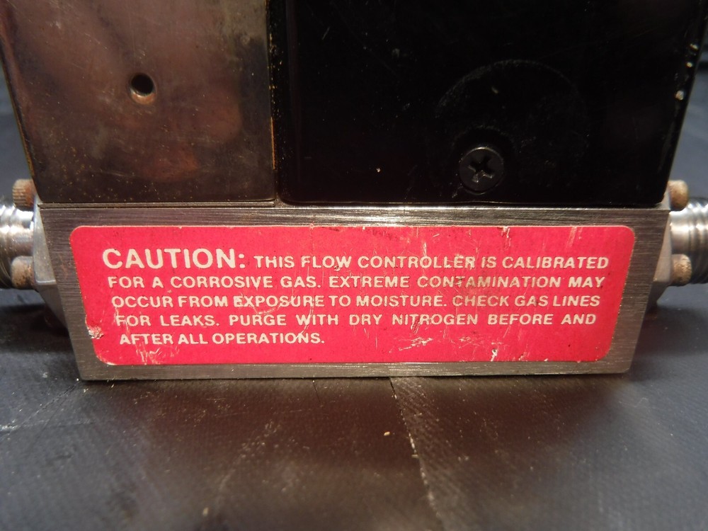 Unit UFC-1160A Gas: CL2 Mass Flow Controller