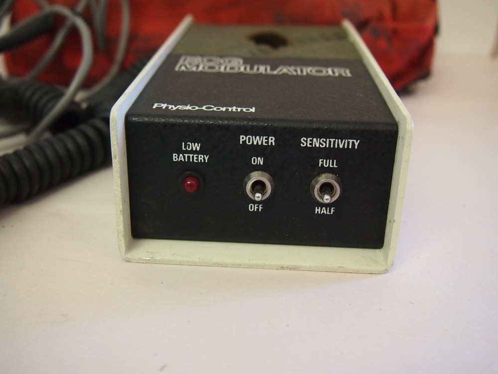 PHYSIO-CONTROL ECG EKG System FOR PARTS AS IS AS SHOWN UNTESTED