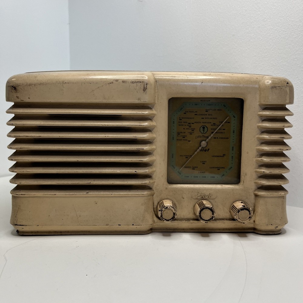 Pilot Little Maestro Bakelite Radio 1945 Service Manual Included Untested