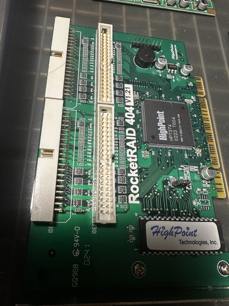 HighPoint RocketRAID 404 PCI IDE RAID controller card