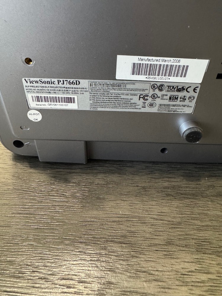 ViewSonic PJ7664 DLP Projector