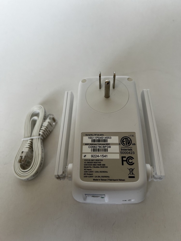 Linksys RE6700 Dual-Band WiFi Range Extender White – Pre-Owned
