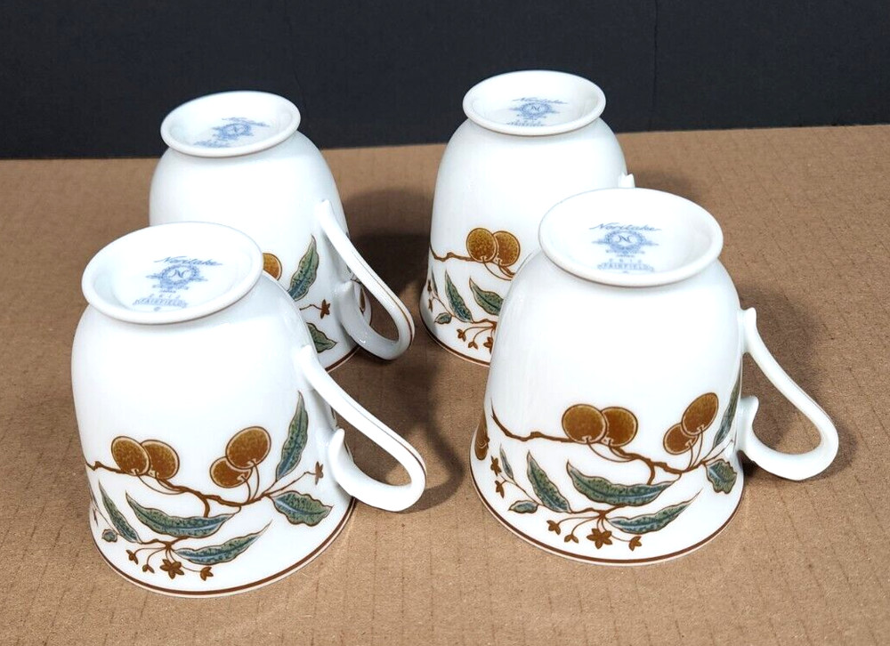 Fairfield by Noritake Footed Cup & Saucer Set