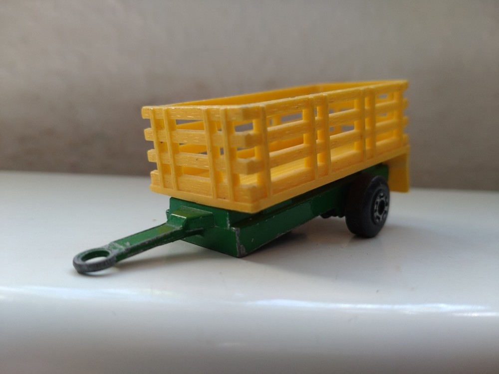 MATCHBOX CATTLE TRAILER 1979 #302
