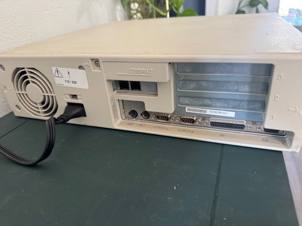 VTG Compaq ProLinea 4/33 Desktop Computer!! Tested: WORKS!!!