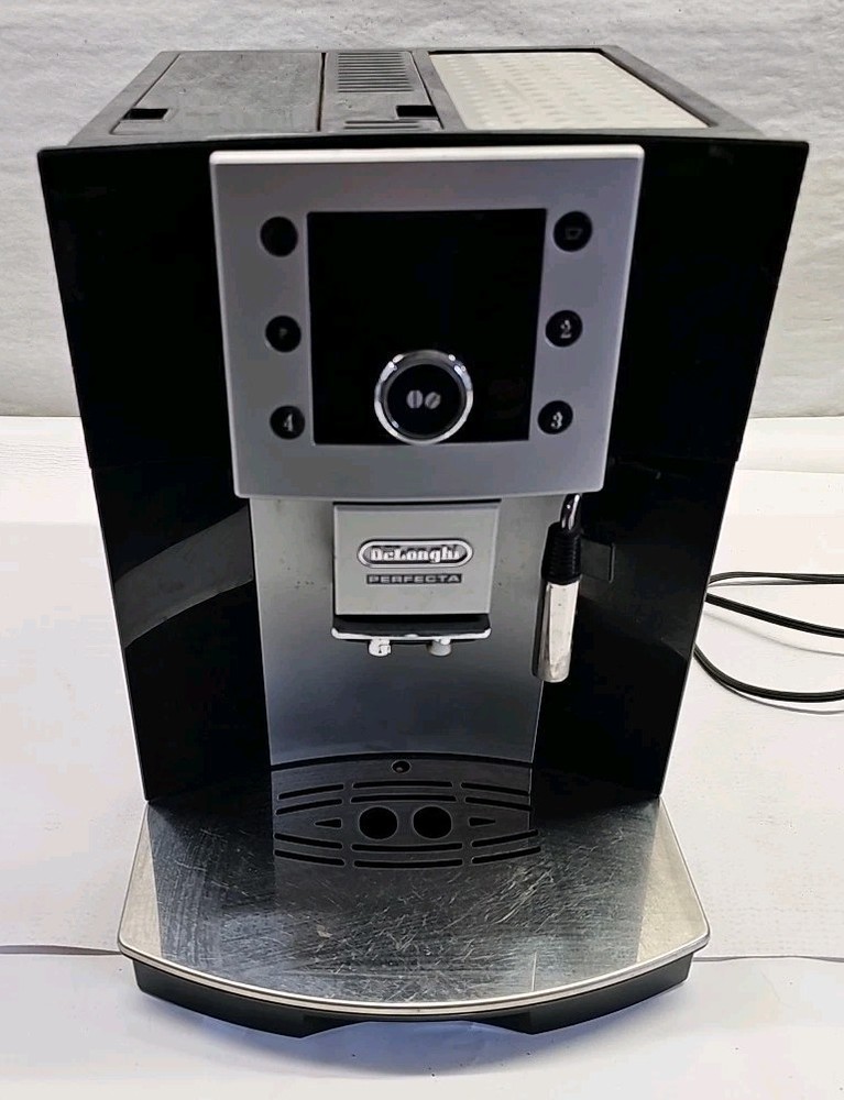 DeLonghi Perfecta Super Automatic Espresso Cappuccino Machine Coffee Maker