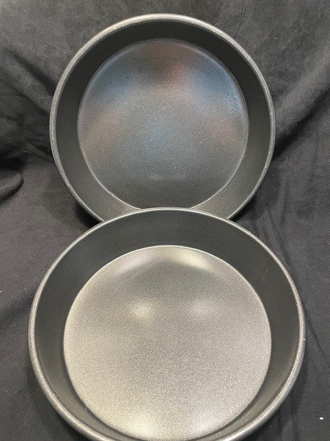 SilverStone 9" cake pan set