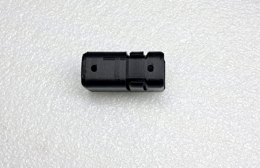 Rail magazine holder