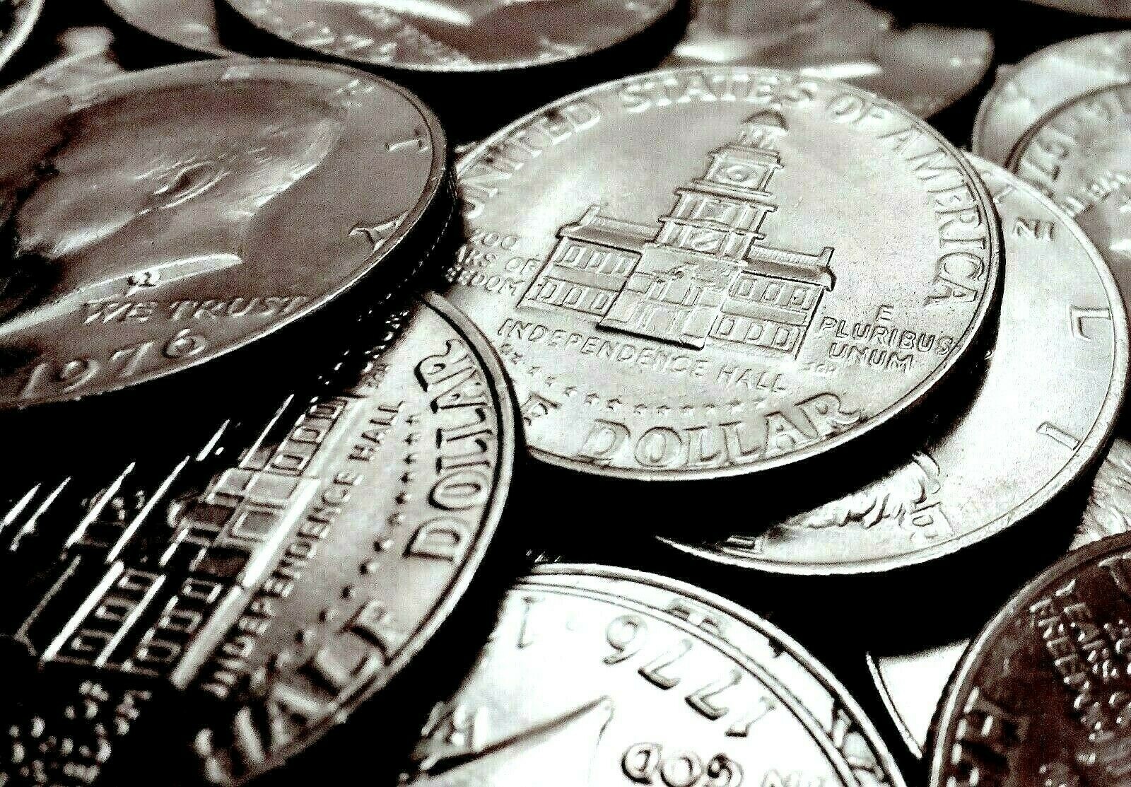 1 P or D 1776-1976 BICENTENNIAL KENNEDY HALF DOLLAR. BUY 2 GET A P+D+ A DISCOUNT