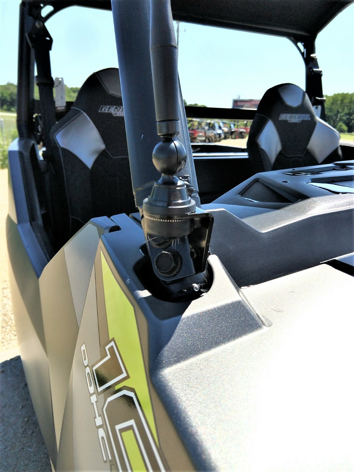 Polaris General External Mounted Amplified FM Antenna Kit - Game Changer