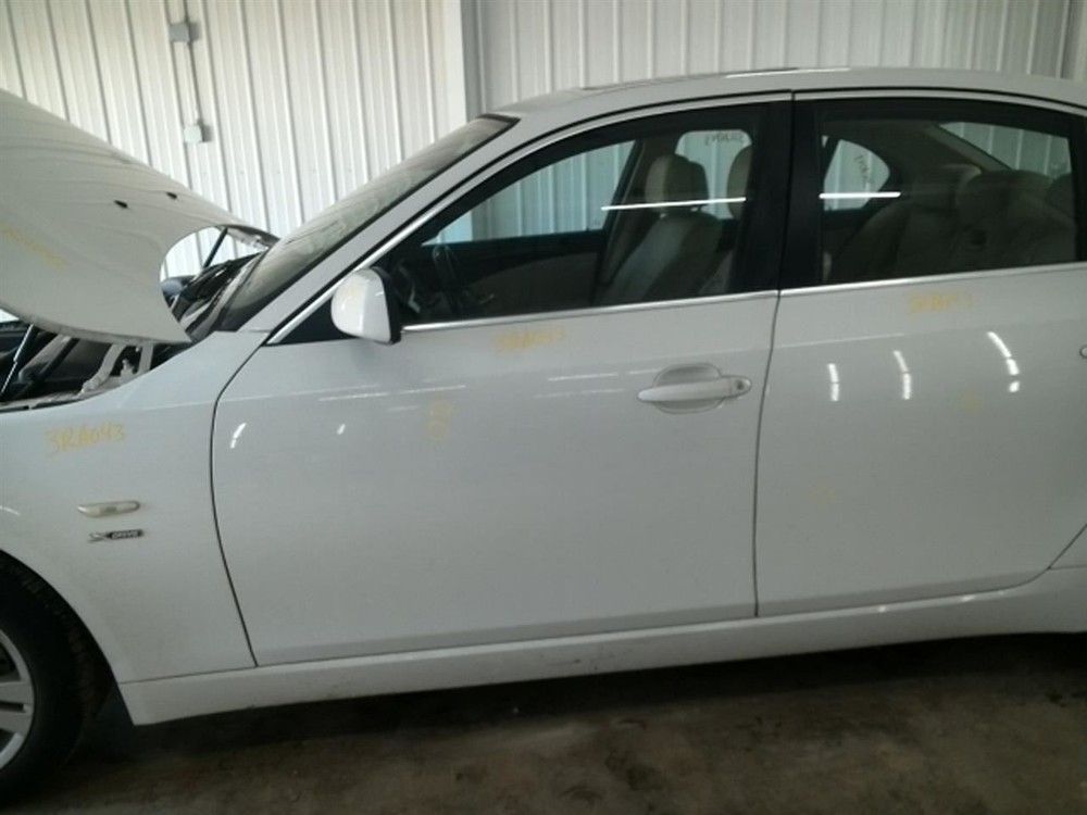 528I 2010 High Mounted Stop Light 104788876