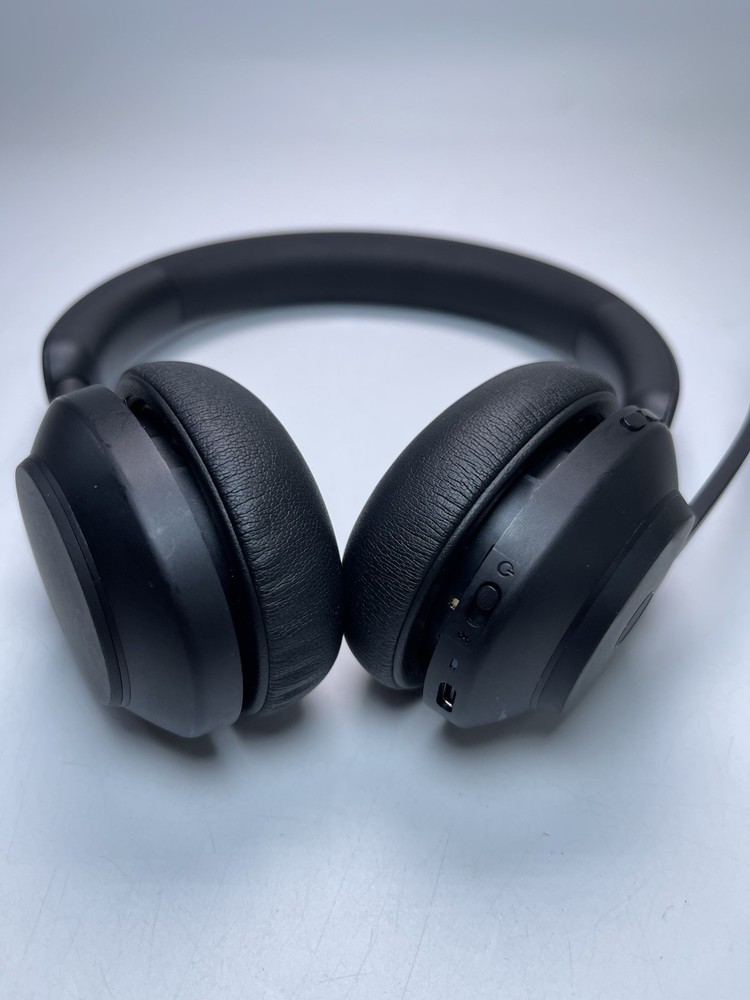 Jabra Evolve2 65 Wireless Headset With Charging Cord TESTED WORKING