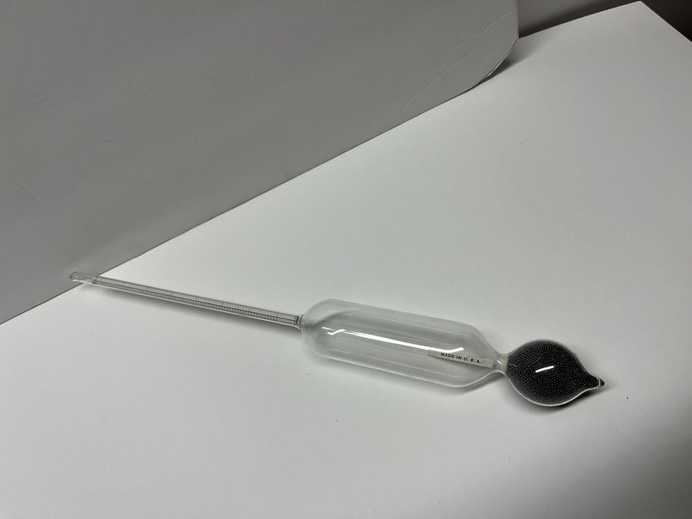 Vintage Eimer Amend HYDROMETER for heavy liquids made in USA 7046