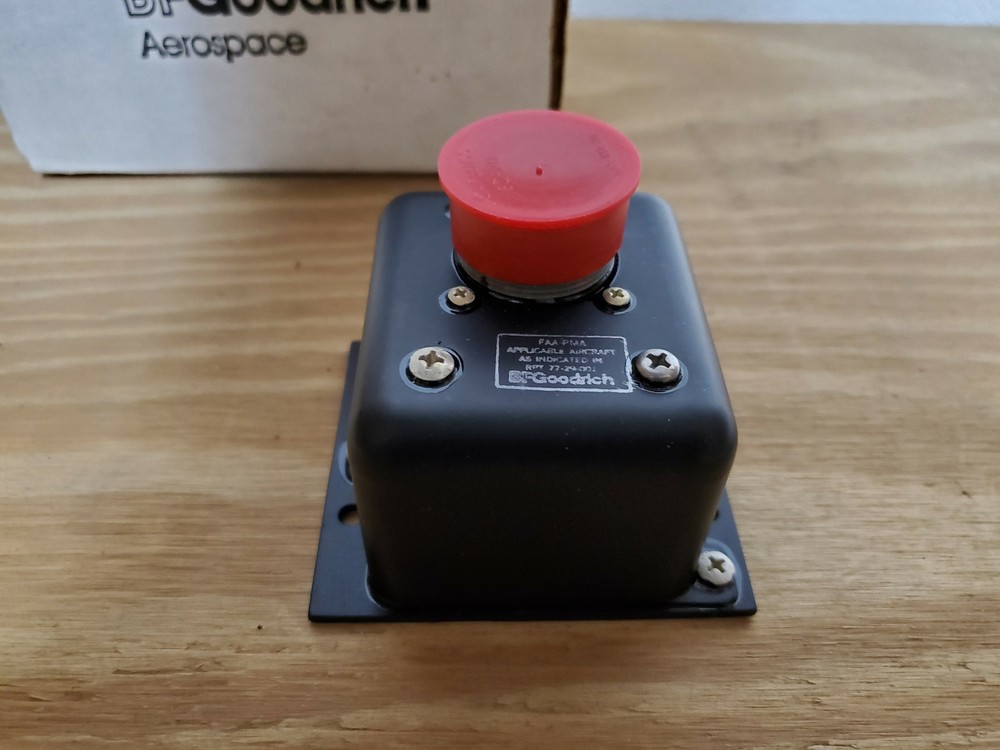 New with Box BF Goodrich Deice Timer Part Number 3E1964-3