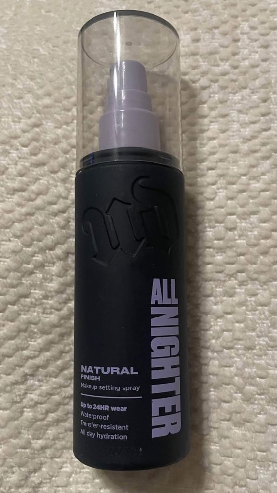 Urban Decay All nighter makeup setting spray