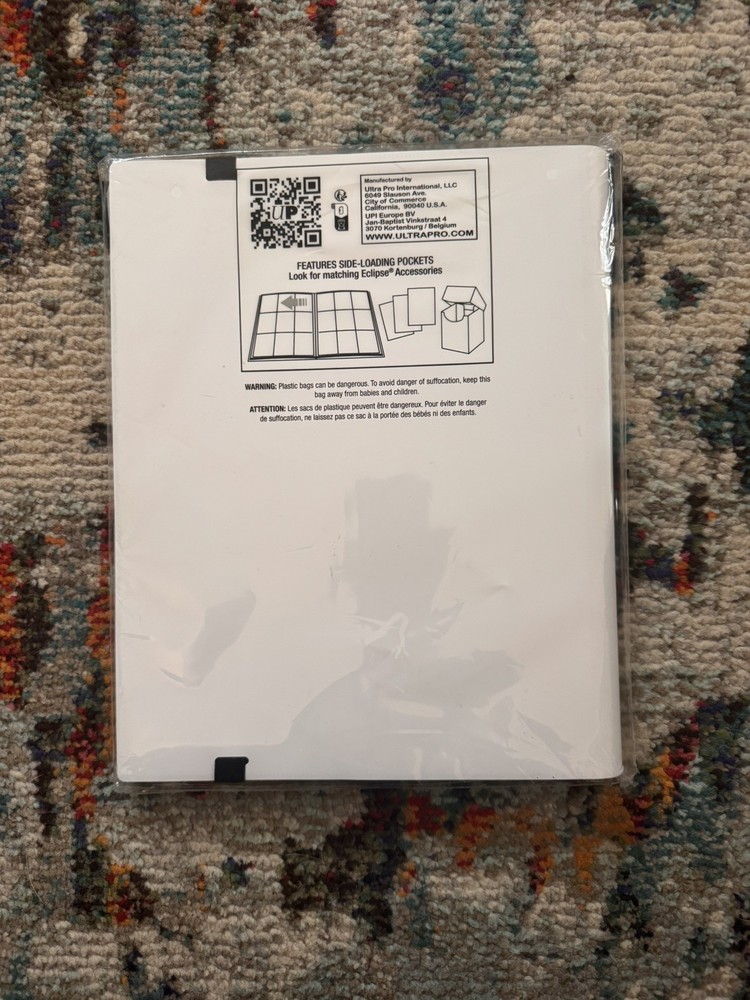 Ultra PRO - Eclipse 9 Pocket PRO Binder Side Loading Pocket Organizer - NEW