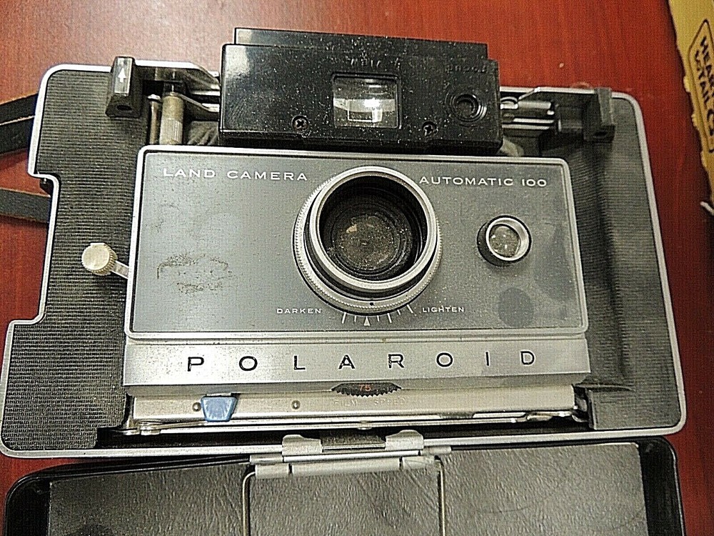 Vintage Classic Polaroid Land Camera Automatic 100