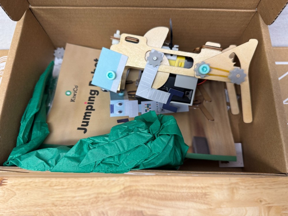 KiwiCo Jumping Robot - 3 Boxes - Partially Assembled