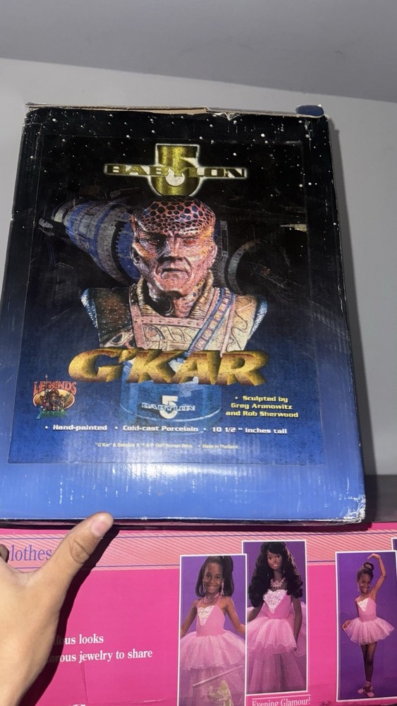 Babylon 5 G’kar Head Sculpture