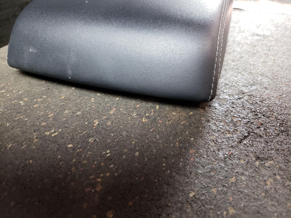 2017 SUBARU LEGACY FRONT CENTER FLOOR CONSOLE ARMREST BLACK TRIM CODE SBC20