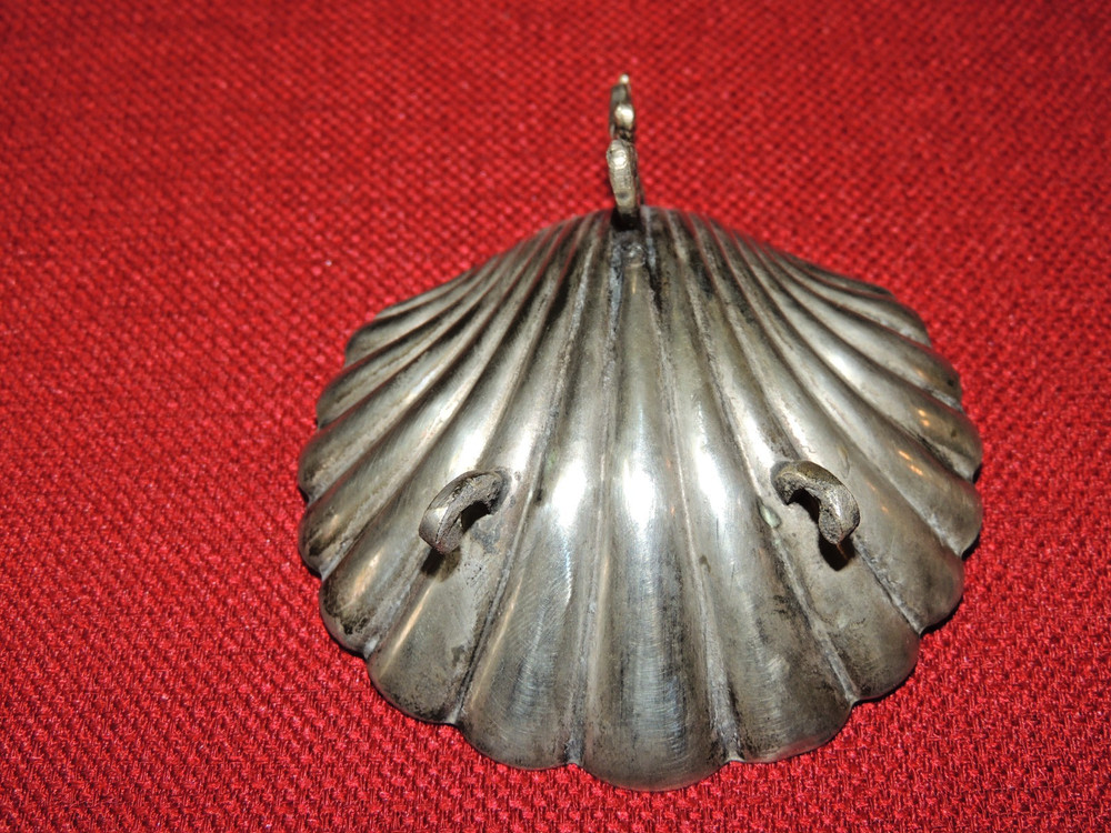 Vintage Clam Shell Footed Candy Nut, Keys Trinket Dish w/ Dragon Handle - Unique