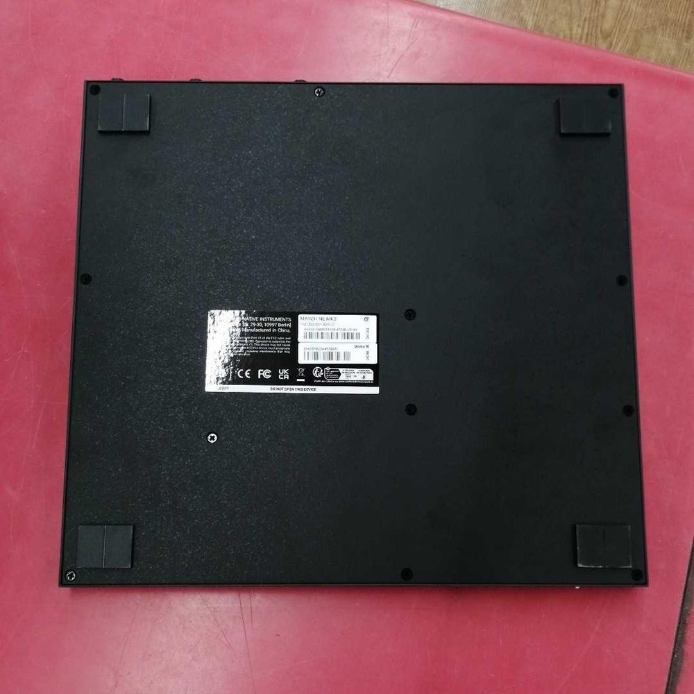 Native Instruments Maschine MK3 Beat Production Controller DJ Studio USB Cable