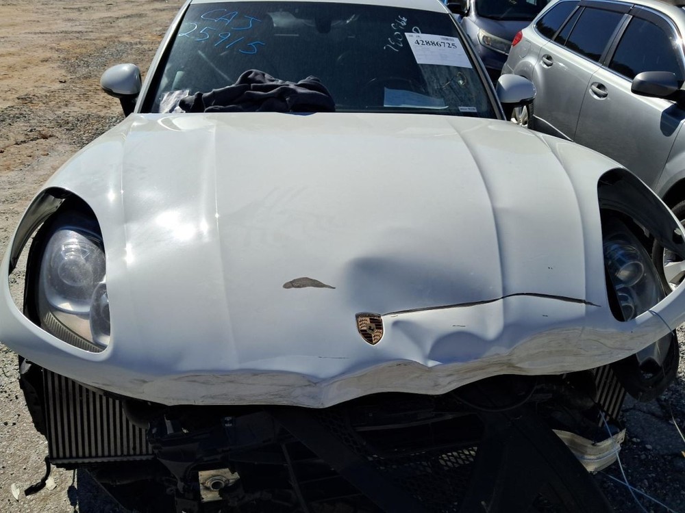 MACAN 2015 Glove Box 4853152