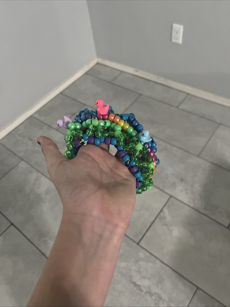 ducky kandi rotatar cuff
