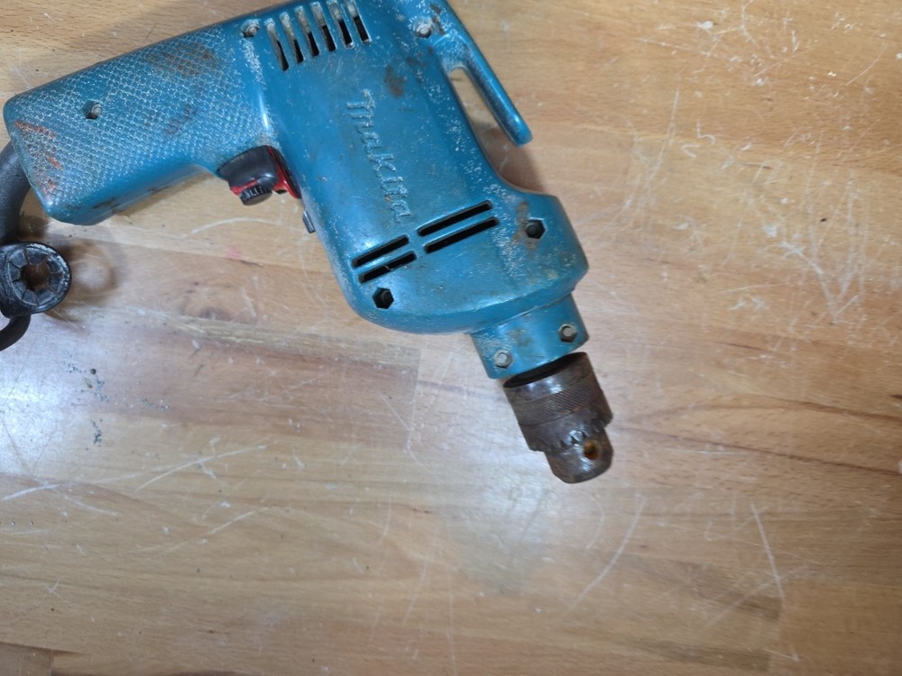 Makita Drill 10mm DP3720 Variable Speed Corded Drill