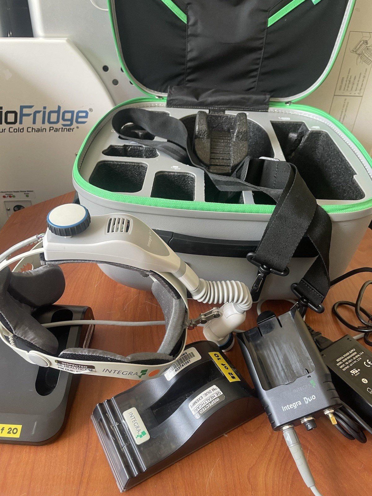 Integra Duo 90600/90624/90523/90621 LED Headlight, Battery Chargers and Hoster