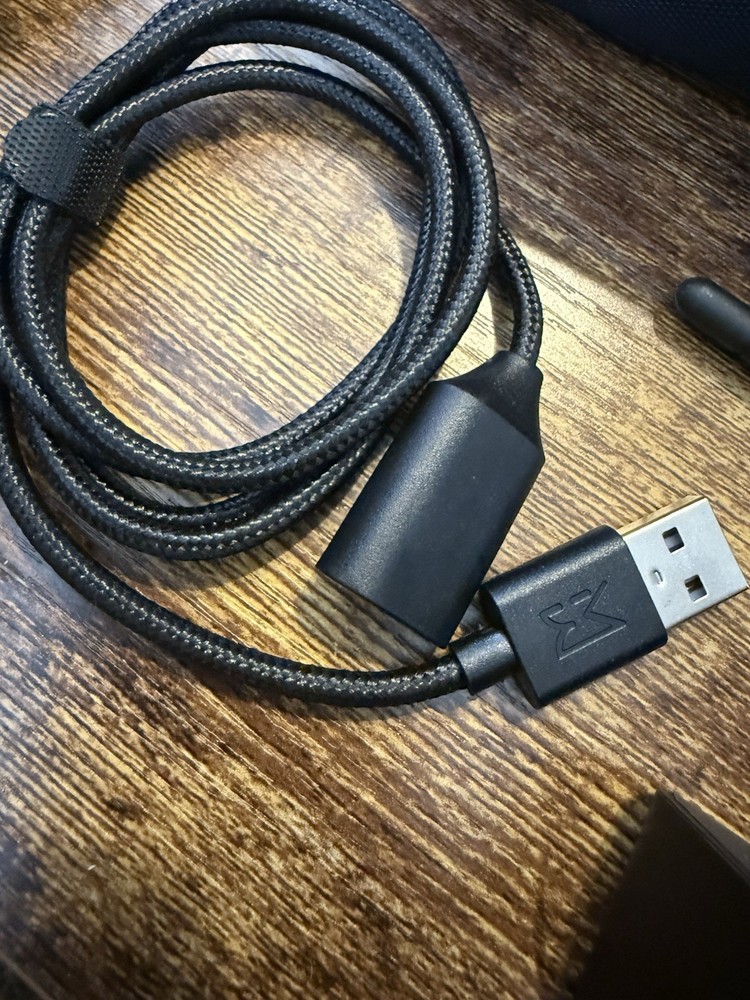Tundra Labs VR Dongle EOZ USB Cable Case UNTESTED FREE SHIPPING!!