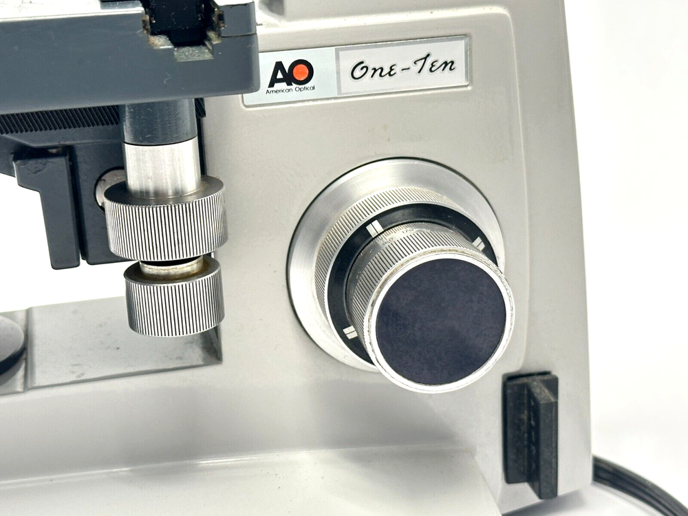 American Optical One Ten Microscope w/ Binocular Head