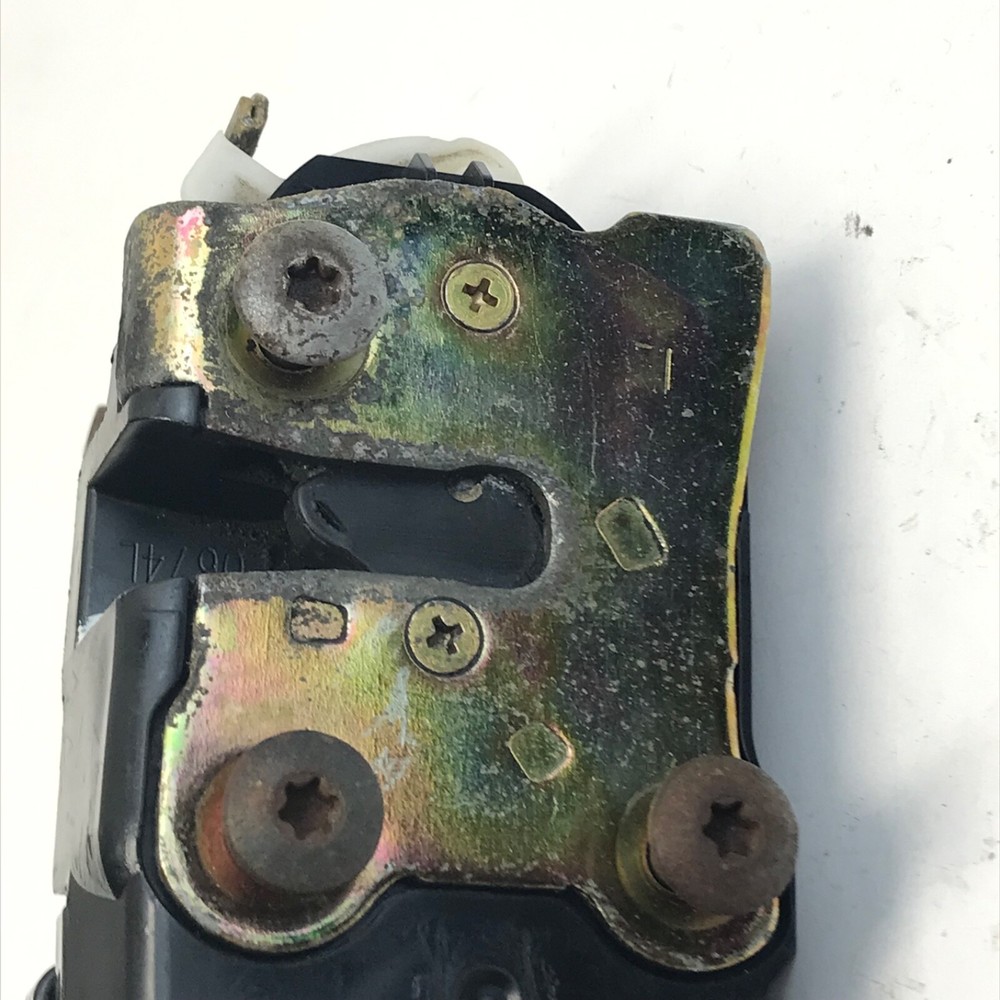 04 - 07 Jeep Liberty Trunk Latch Tailgate Lock Latch Actuator 2004-2007 05 06