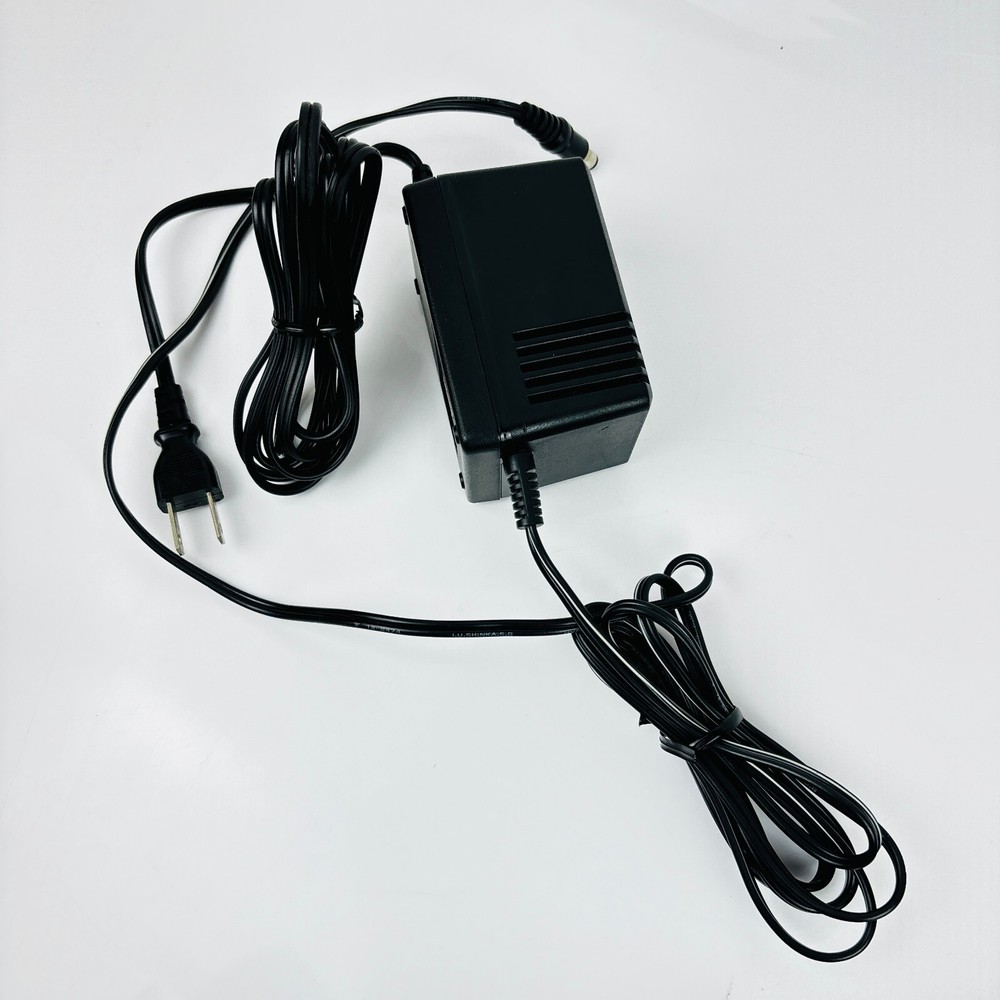 BOSS GX-700 Guitar Effects Processor Digital Multi Effector W/AC adapter Tested