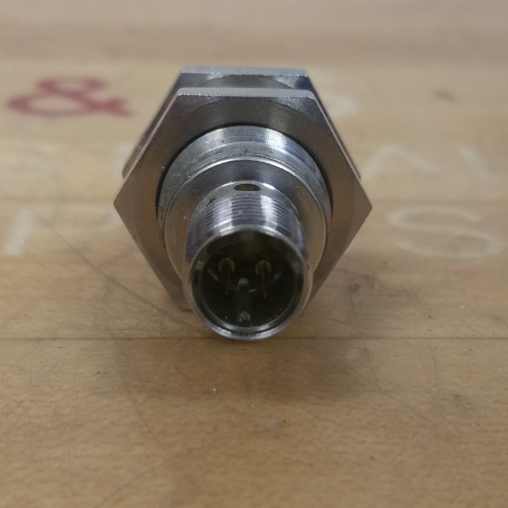 IFM IGS205 Inductive Sensor, 10-30VDC, 12mm Range - USED