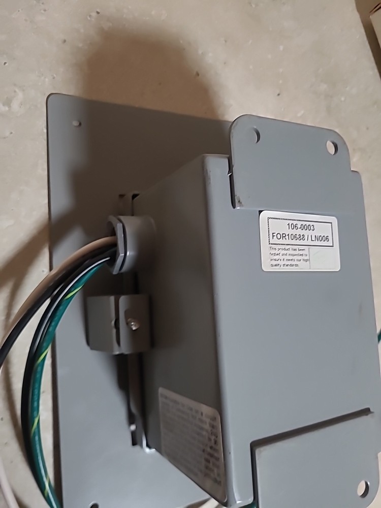 Innovative Technology® Model PTX080-1S101 Split/Surge Protective Device