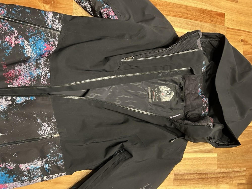 Women’s Spyder Ski jacket SZ 8