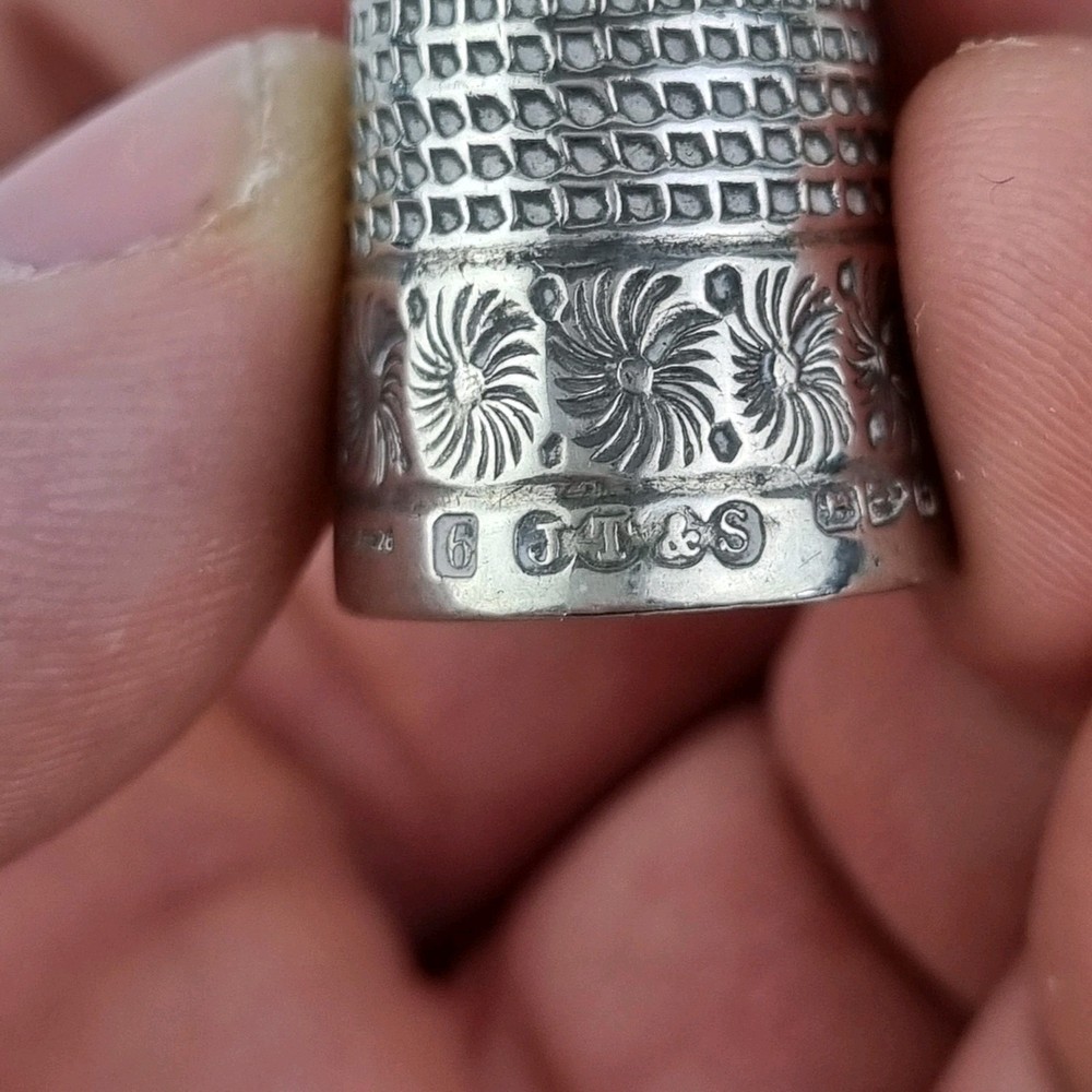Antique Solid Silver Thimble Chester 1894 John Thompson & Sons