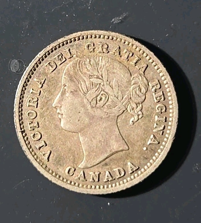 1871 Canada 10 cent silver - Solid VF stk#K998
