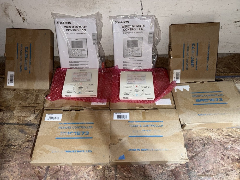 Daikin Industries LTD Remote Controller BRC1E73 New