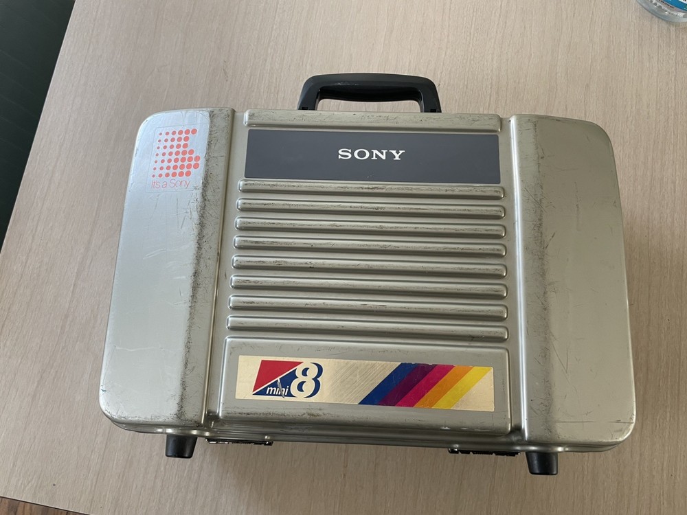 SONY EV-C8U 8mm Video Transfer Edit Dubbing Bundle w Case Camera, Tested Works