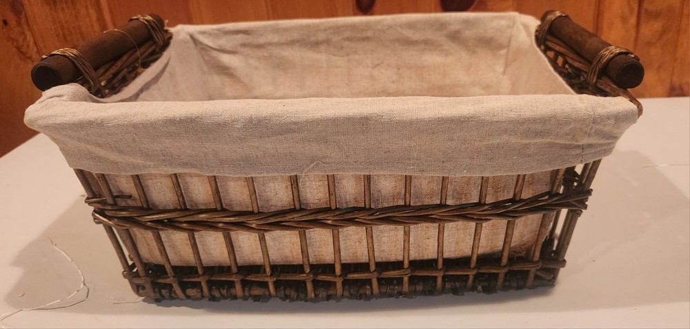 Basket wicker Woven Lined Handle Decor display holiday Housewarming moving gift