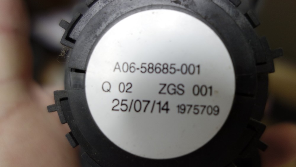 FREIGHTLINER HEAD LIGHT SWITCH A06-58685-001