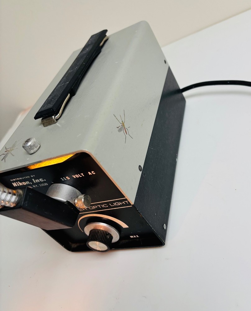 Nikon MK II Optical Ligh Source