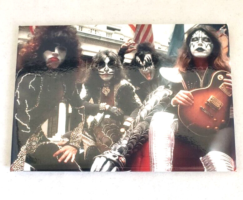 KISS Group Photo Magnet  Gene Simmons  2000 Kiss  Catalog   New  5384