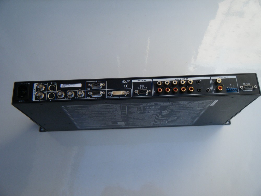 Extron IN1508 Video Scaling Presentation Switcher