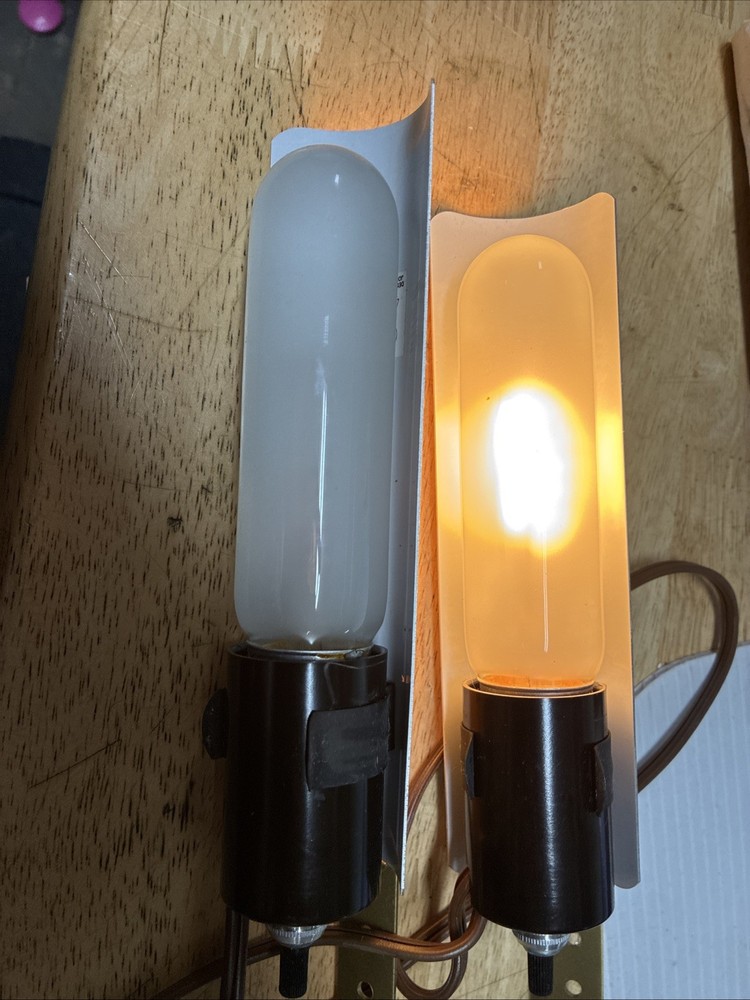 Vintage Cabinet 40w Max Double Light TESTED WORKS 9" Model E